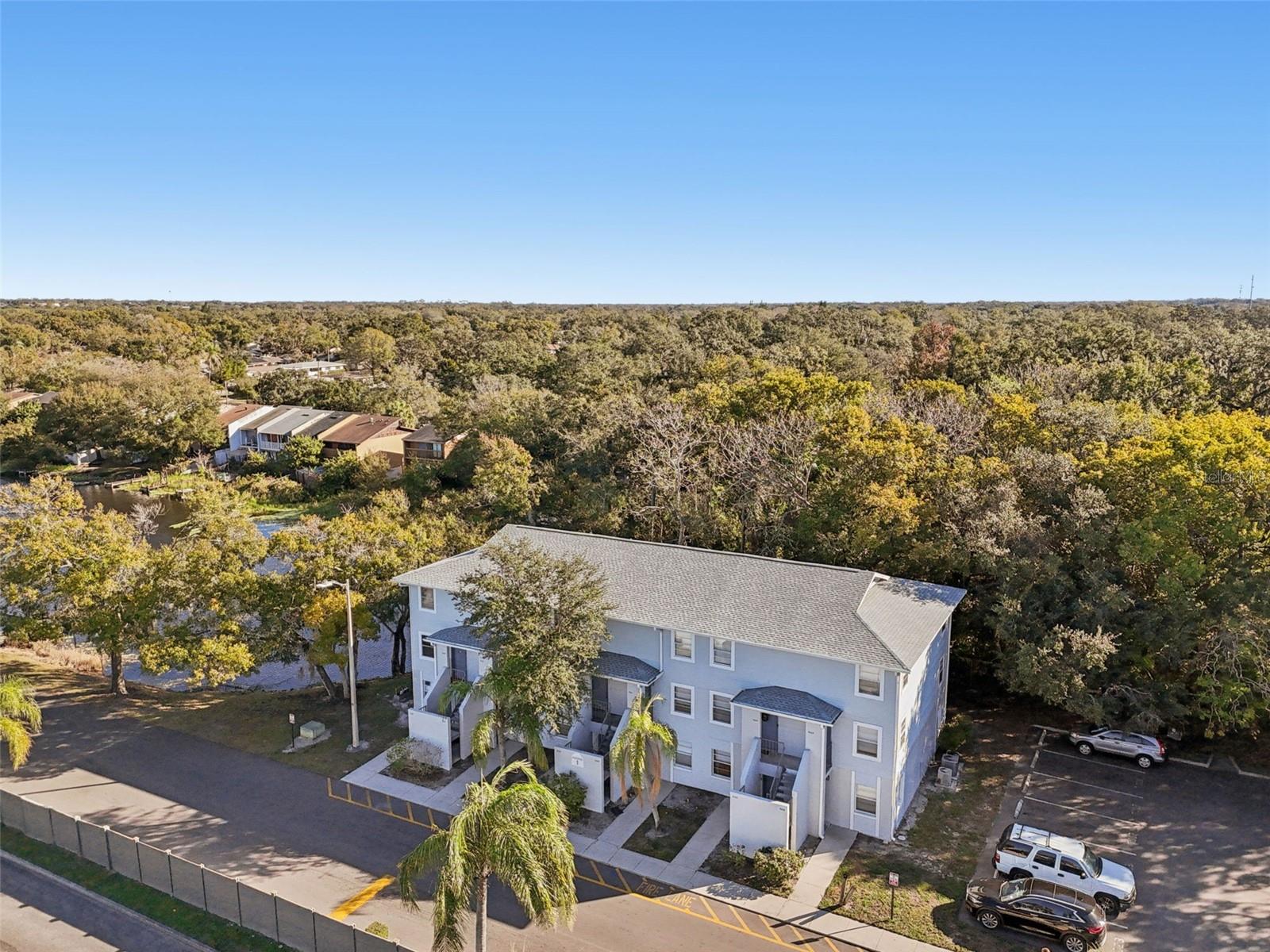 WATERSIDE CONDO I - Residential