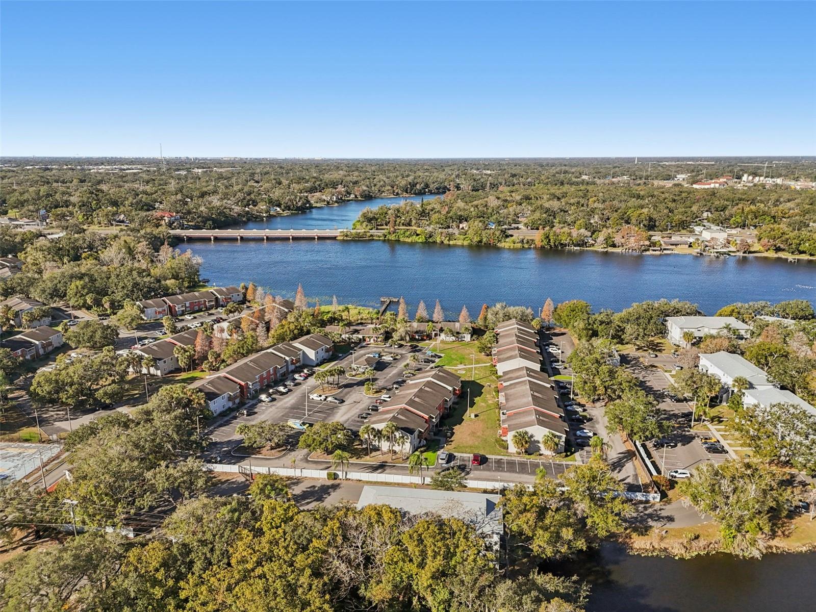 WATERSIDE CONDO I - Residential