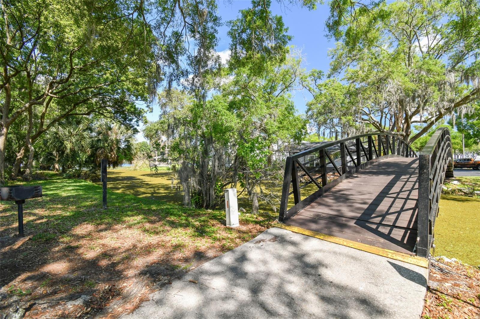 WATERSIDE CONDO I - Residential