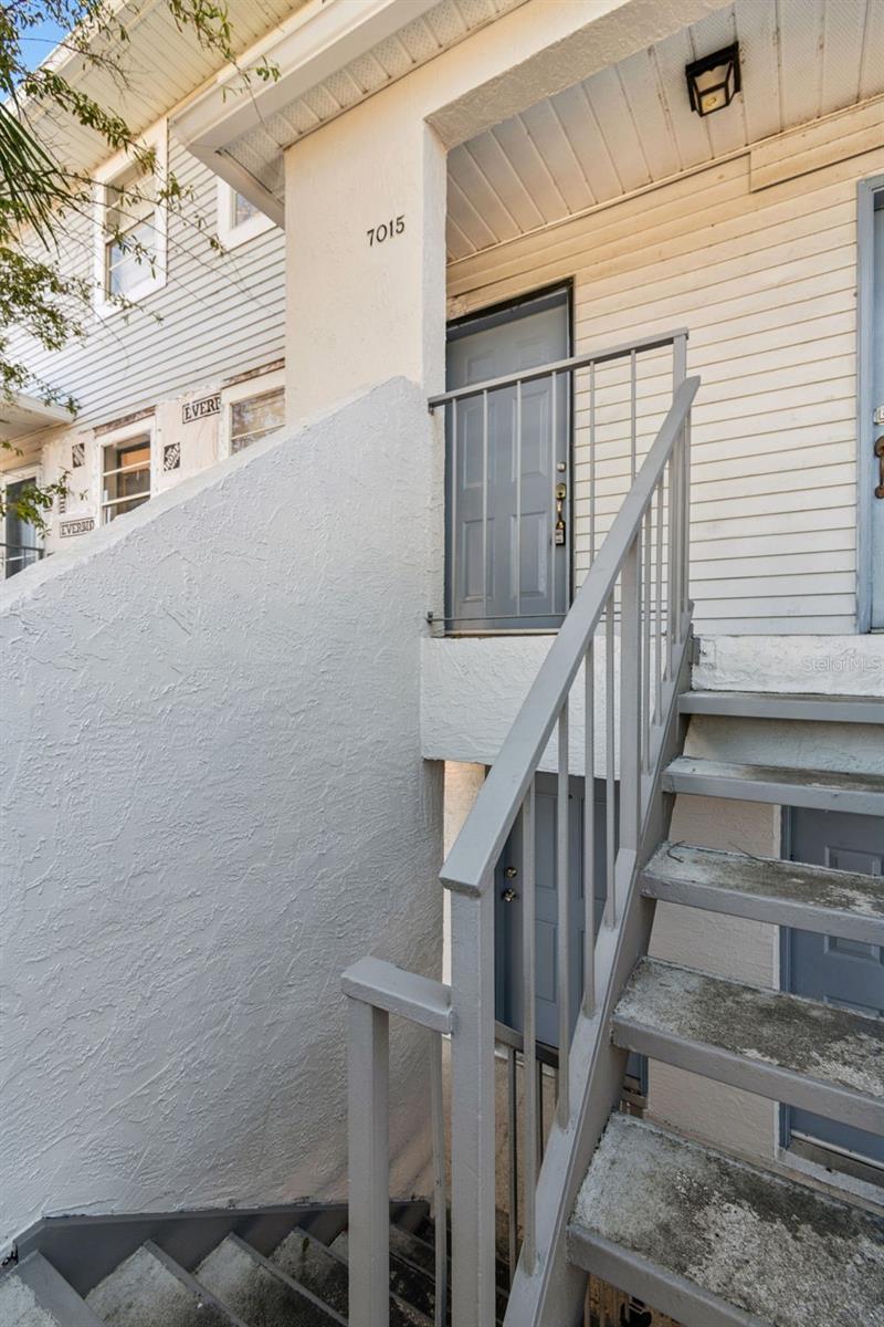 WATERSIDE CONDO I - Residential