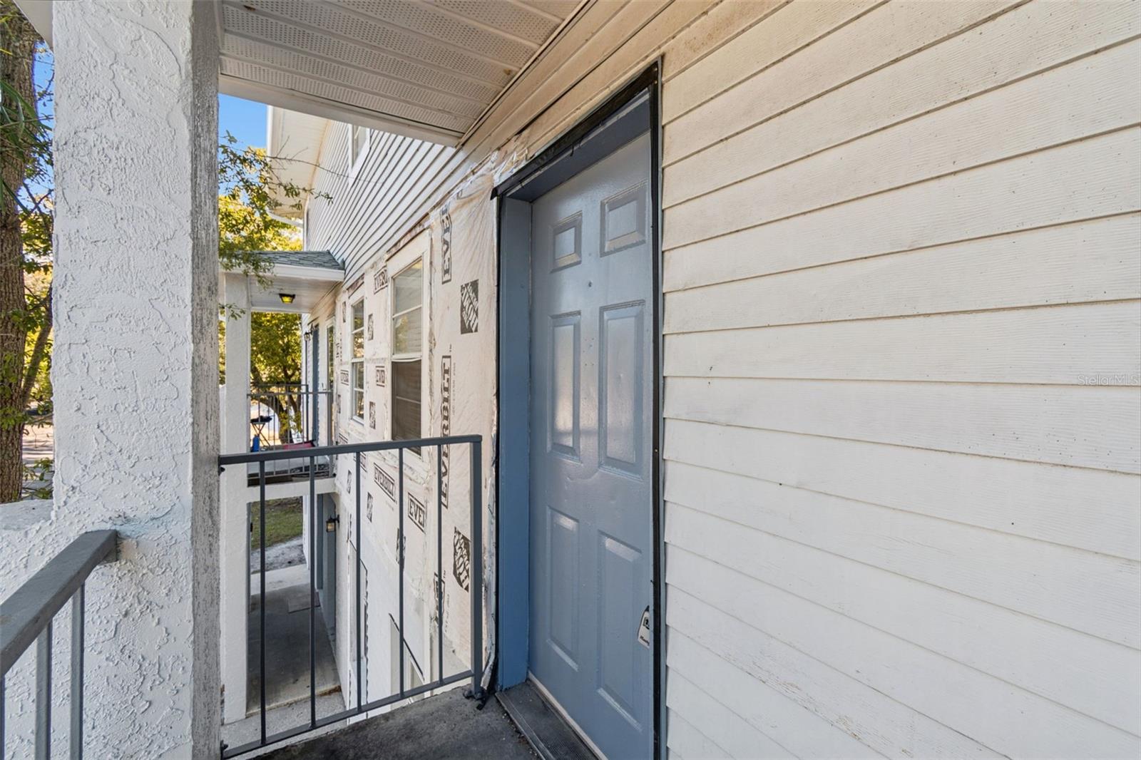 WATERSIDE CONDO I - Residential