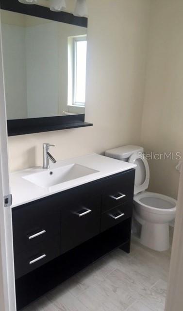 A POR OF MEADOWGLEN - Residential Lease