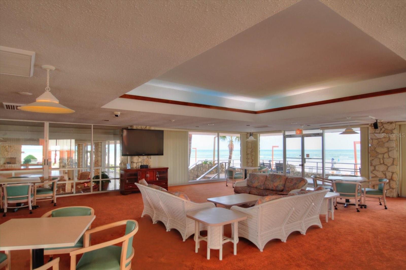REDINGTON TOWERS BLDG 2 CONDO - Residential