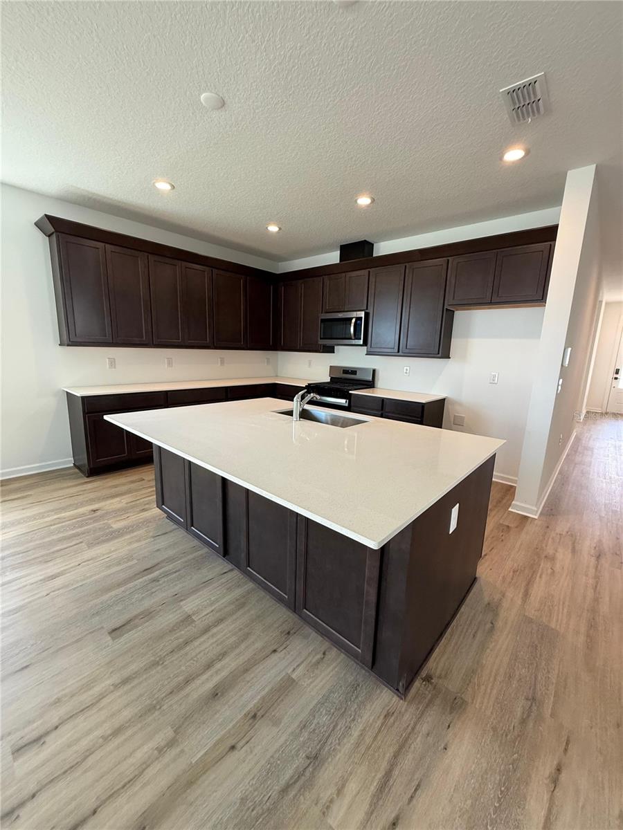 BRONSON PEAK PH 1C - Residential Lease