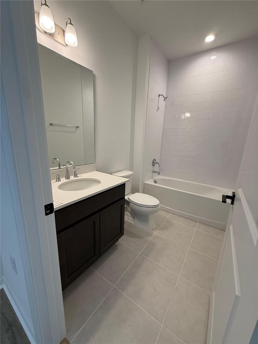 BRONSON PEAK PH 1C - Residential Lease