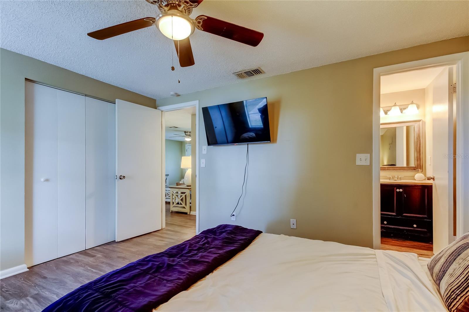 LOGAN GATE VILLG PH III UN 1 - Residential Lease