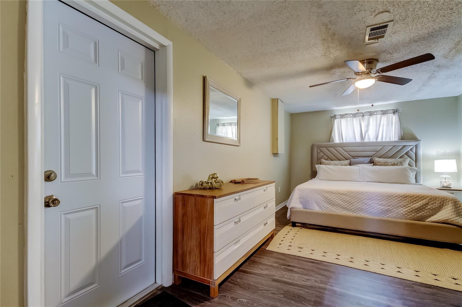 LOGAN GATE VILLG PH III UN 1 - Residential Lease