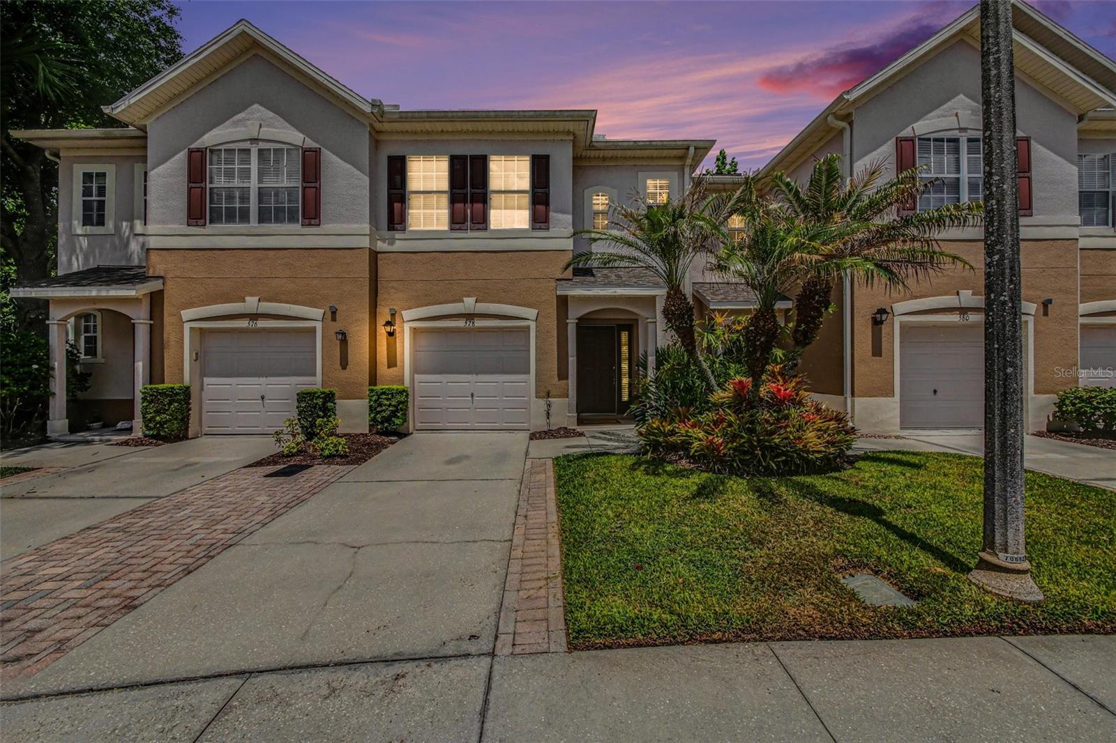 BARCLAY RESERVE TOWNHOMES - Residential