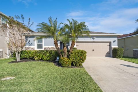 Photo of 2813 Shelburne Way, Saint Cloud, FL 34772 (MLS # O6373842)