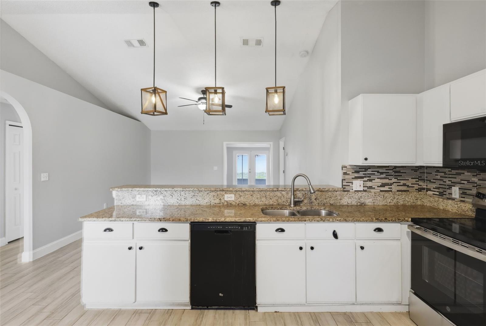 CANOE CREEK ESTATES PH 2 - Residential
