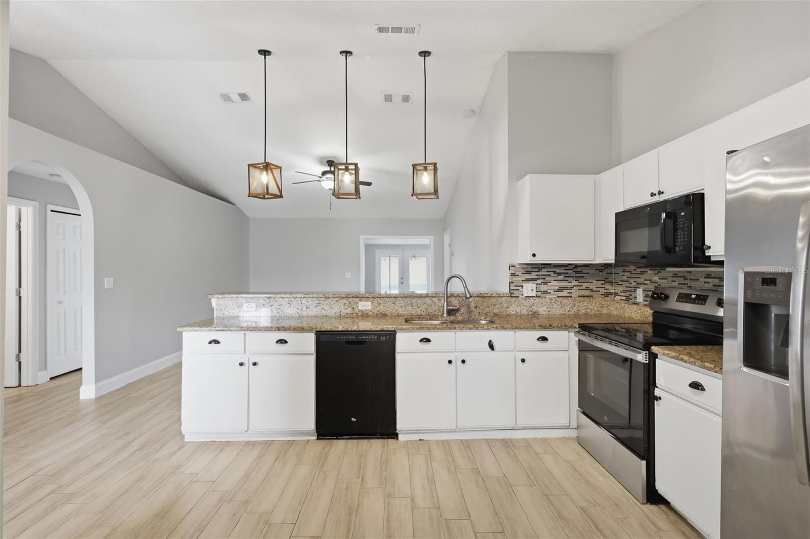 CANOE CREEK ESTATES PH 2 - Residential
