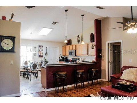 A home in FRUITLAND PARK