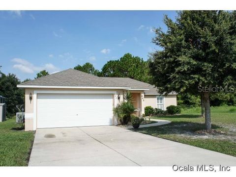 A home in FRUITLAND PARK