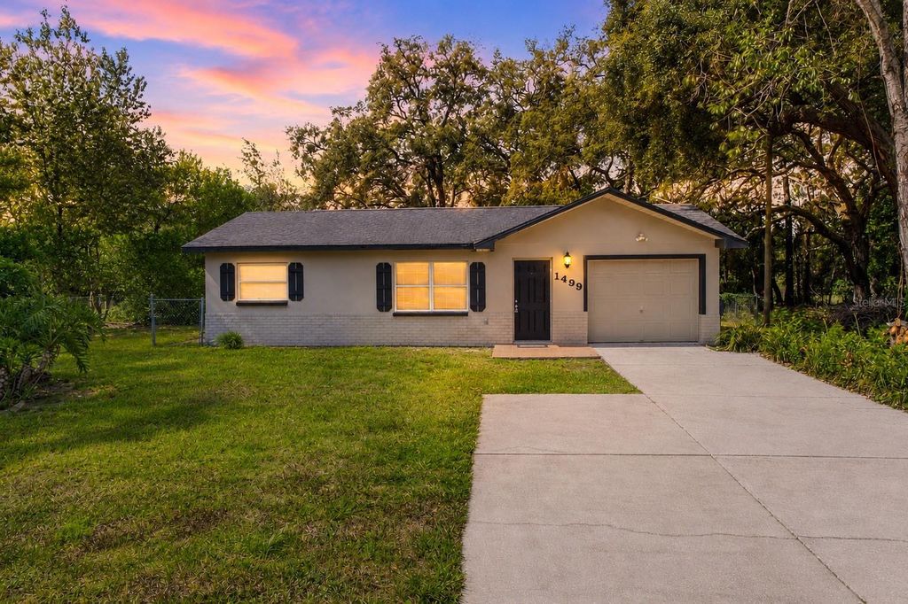 Photo of 1499 Larkin Road, Spring Hill, FL 34608 (MLS # W7886871)