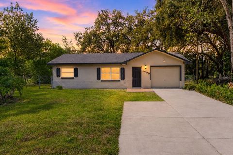 2 beds bed, 1 baths bath property at 1499 Larkin Road, Spring Hill, FL 34608