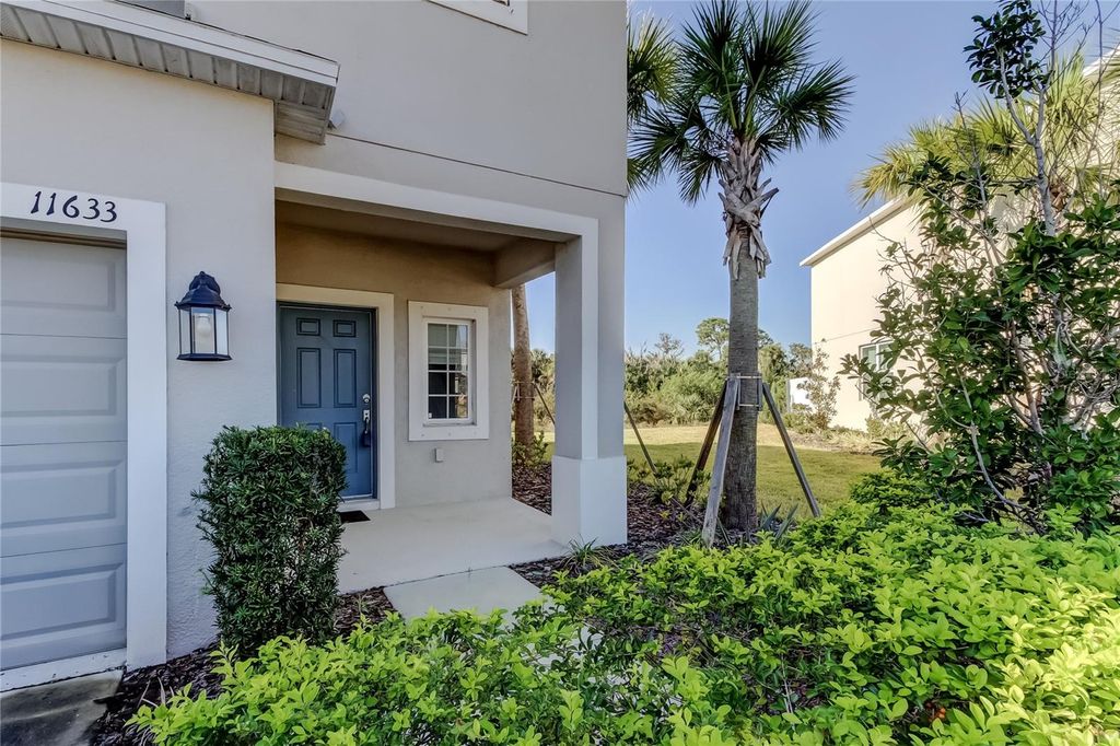 Photo of 11633 Glenside Terrace, Palmetto, FL 34221 (MLS # TB8447151)