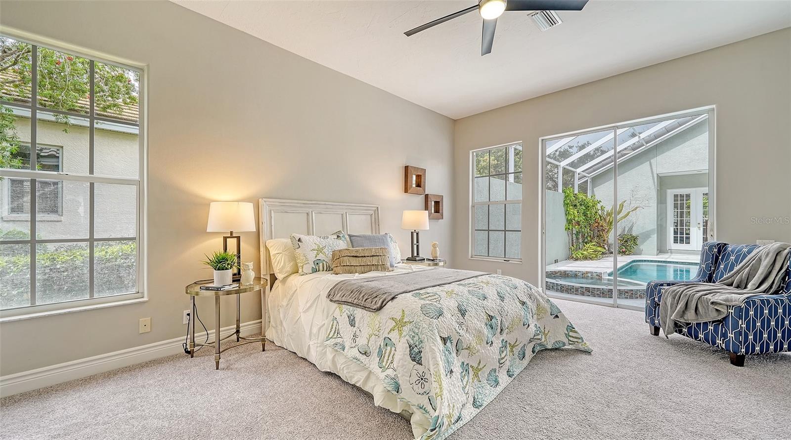 UNIVERSITY PARK COUNTRY CLUB - Residential