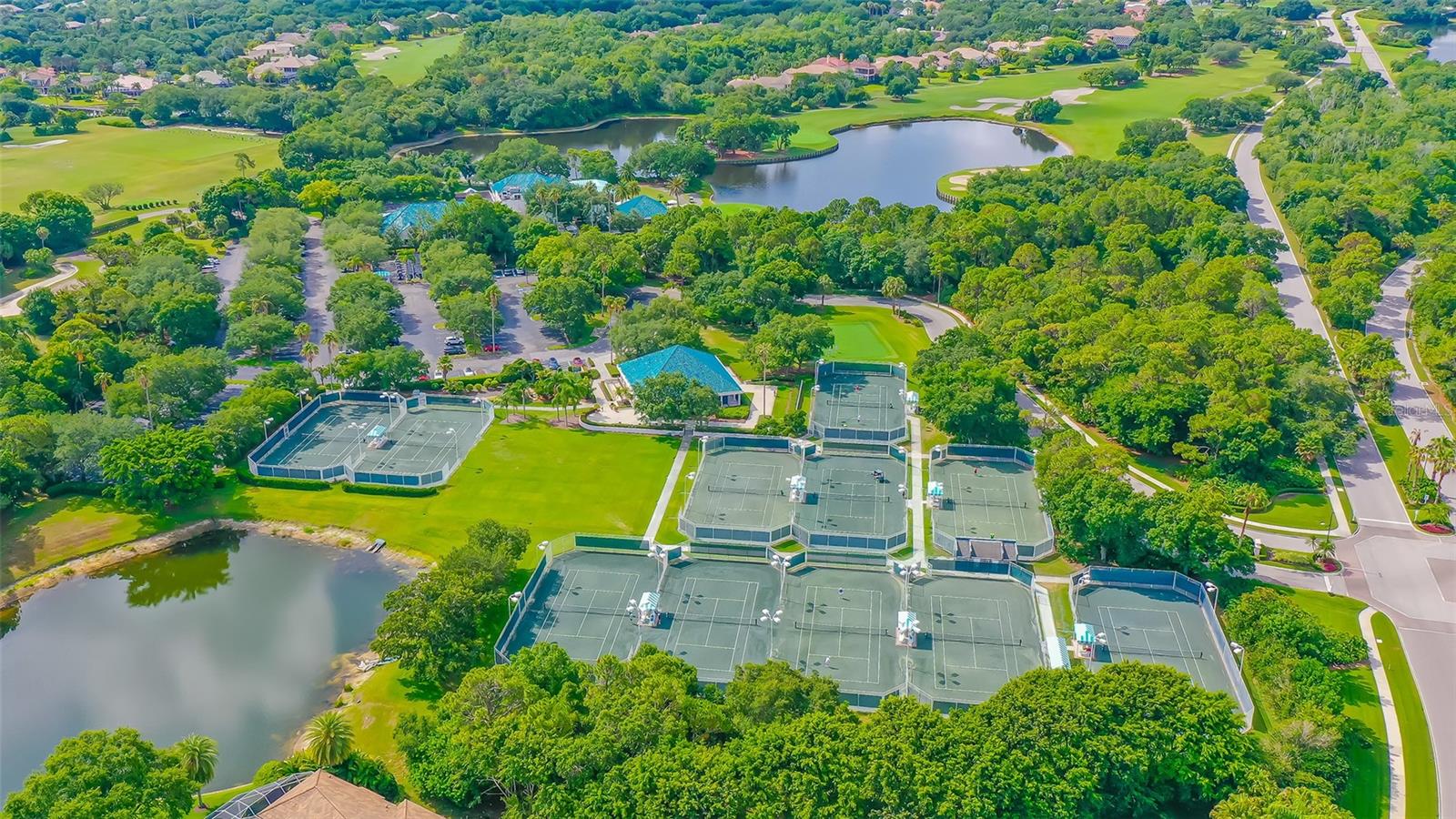 UNIVERSITY PARK COUNTRY CLUB - Residential