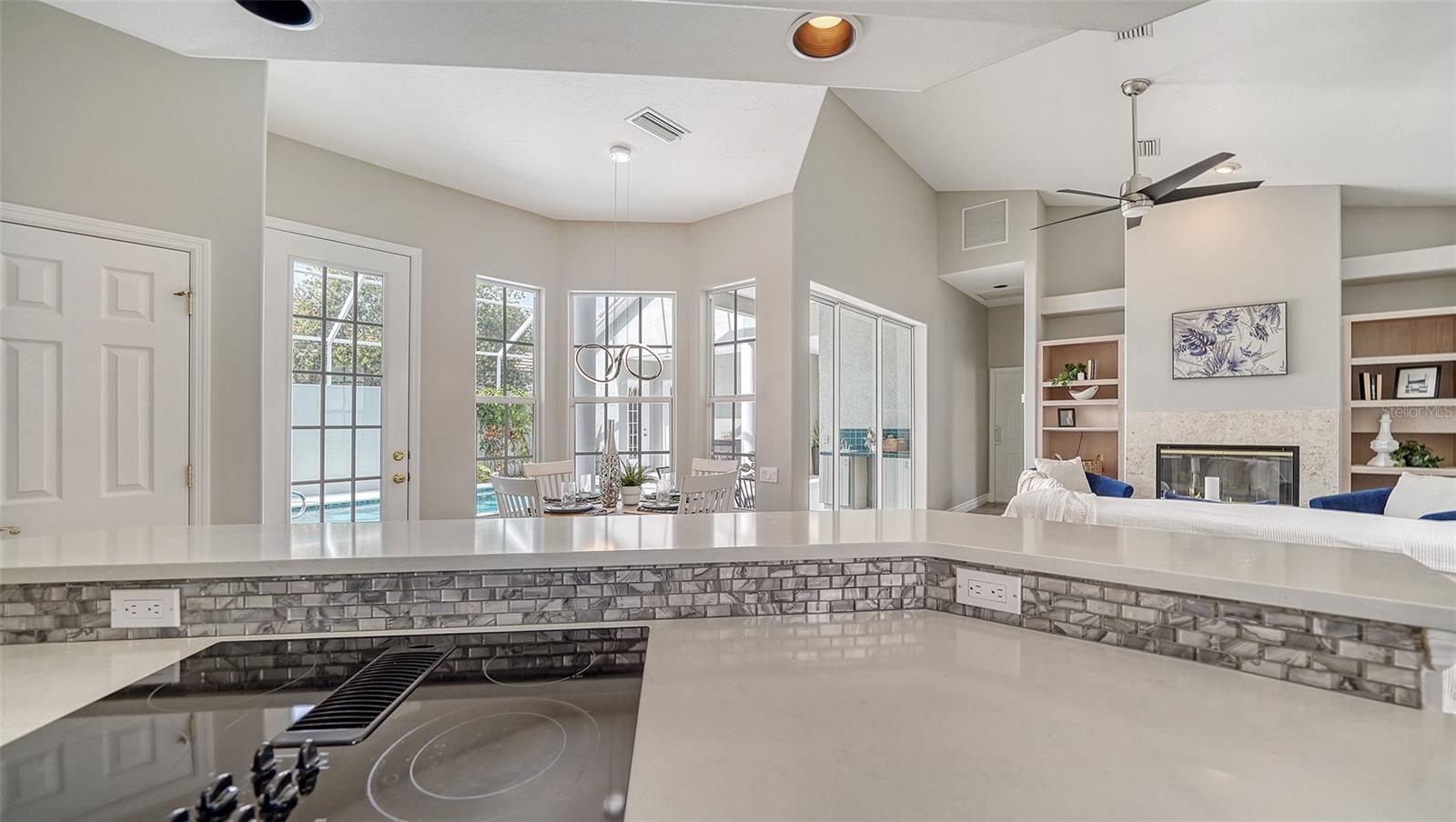 UNIVERSITY PARK COUNTRY CLUB - Residential