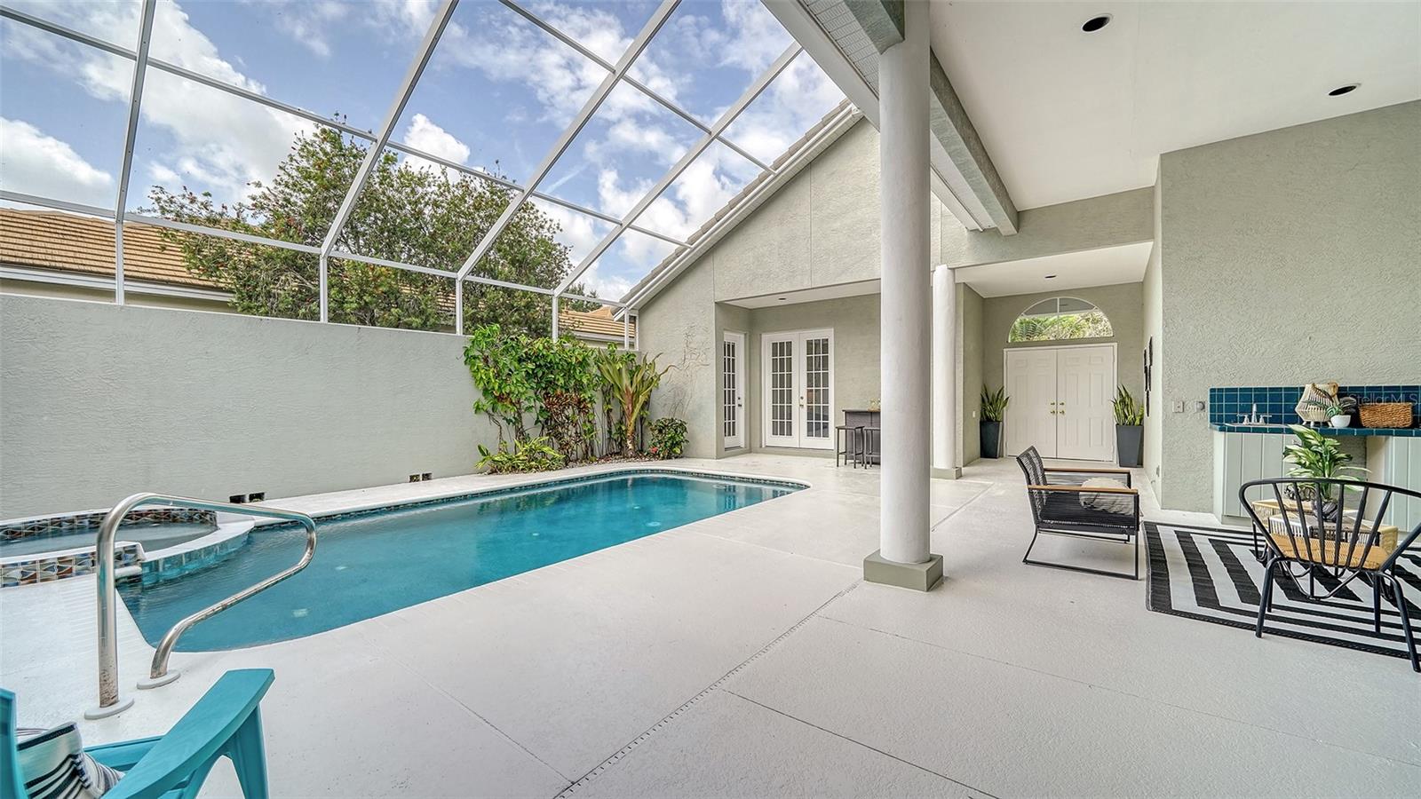 UNIVERSITY PARK COUNTRY CLUB - Residential