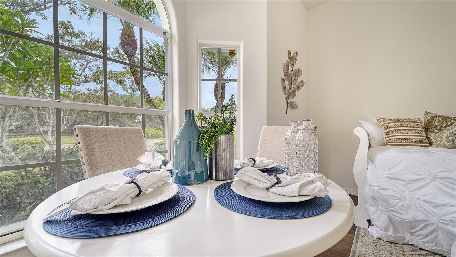 UNIVERSITY PARK COUNTRY CLUB - Residential