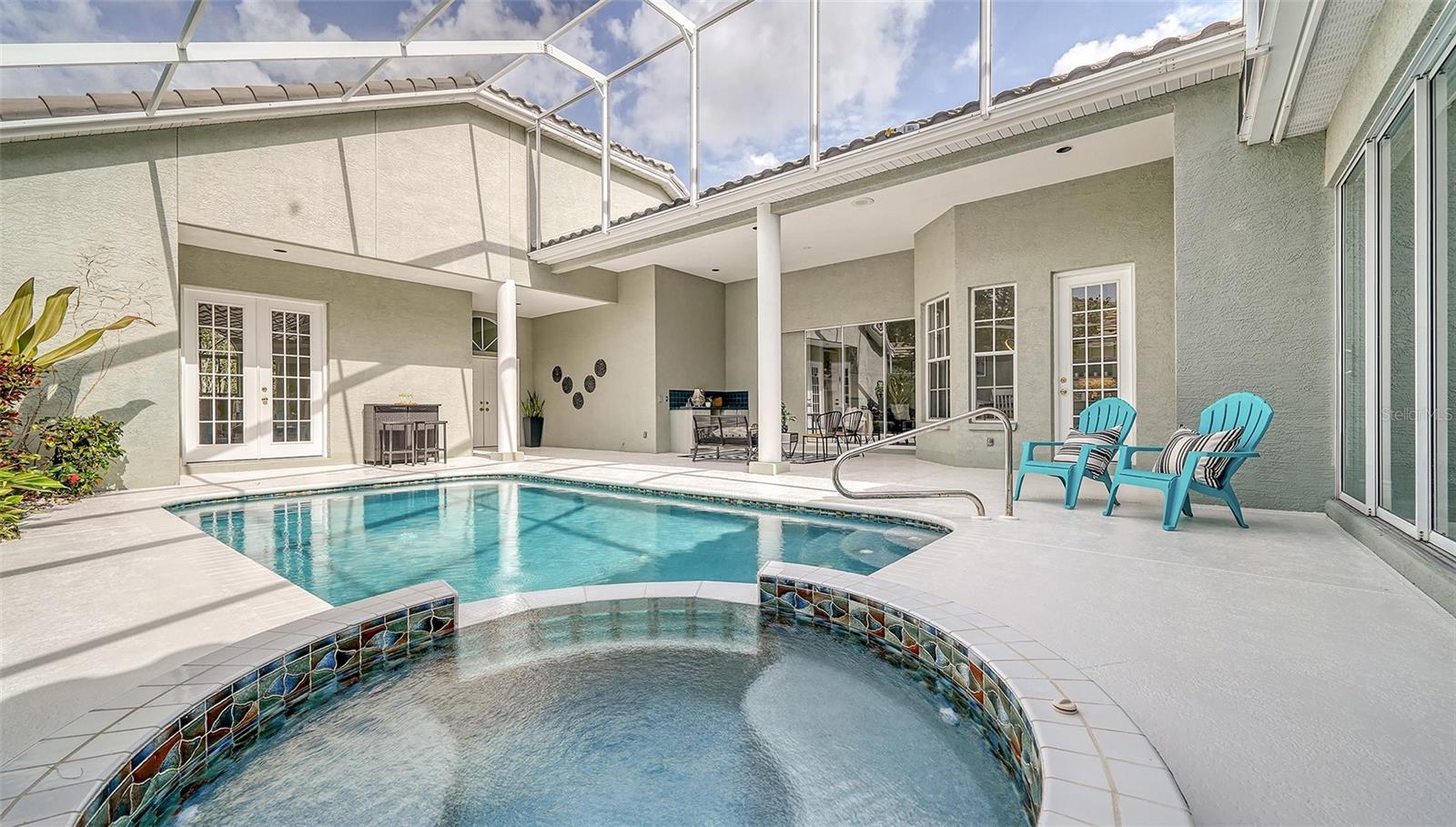 UNIVERSITY PARK COUNTRY CLUB - Residential