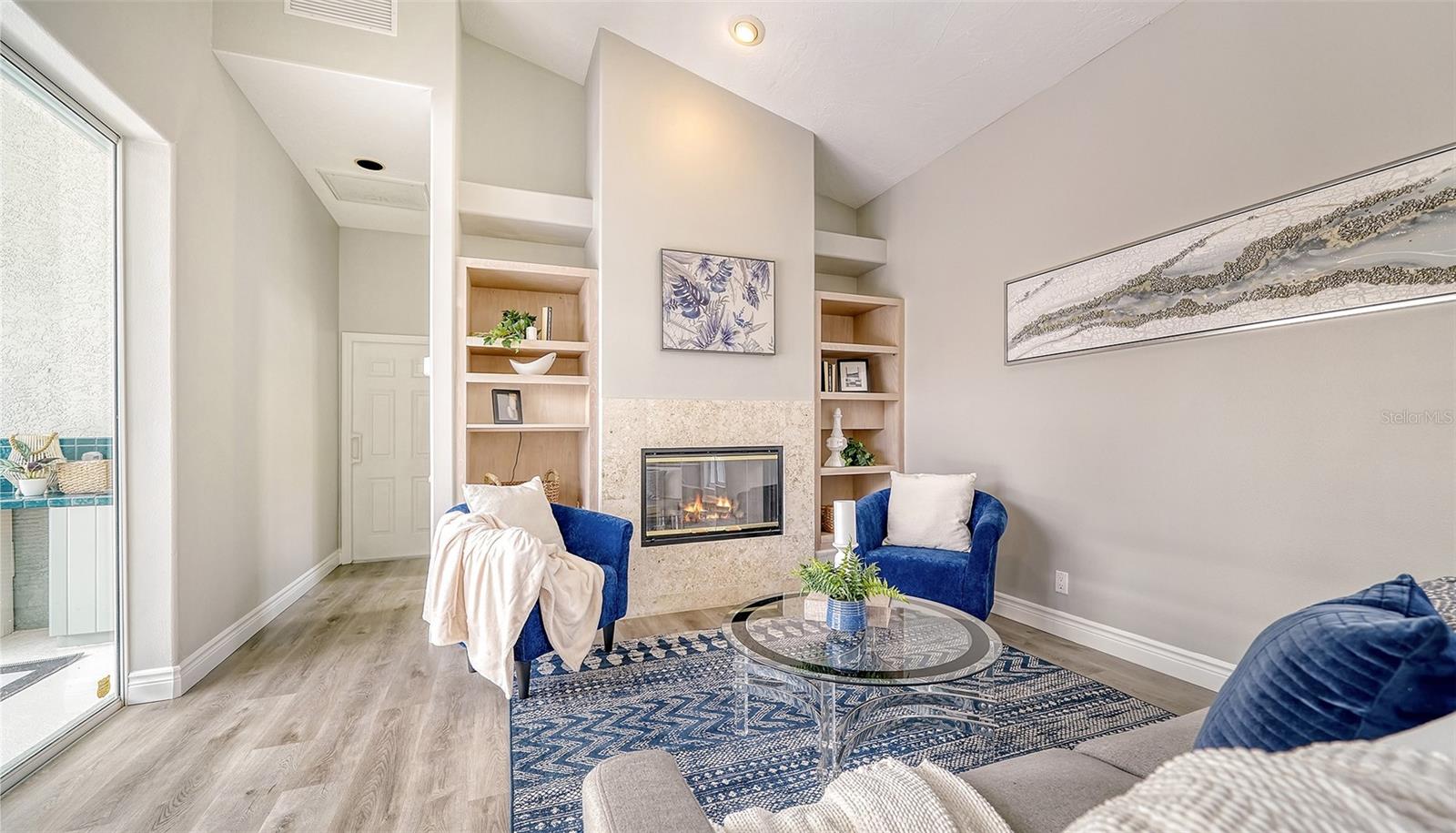 UNIVERSITY PARK COUNTRY CLUB - Residential