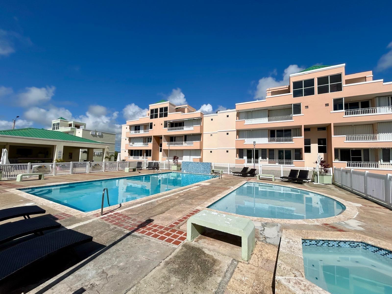 CONDOMINIO VISTA REAL - Residential