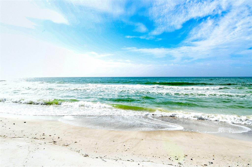 SLEEPY LAGOON - Residential