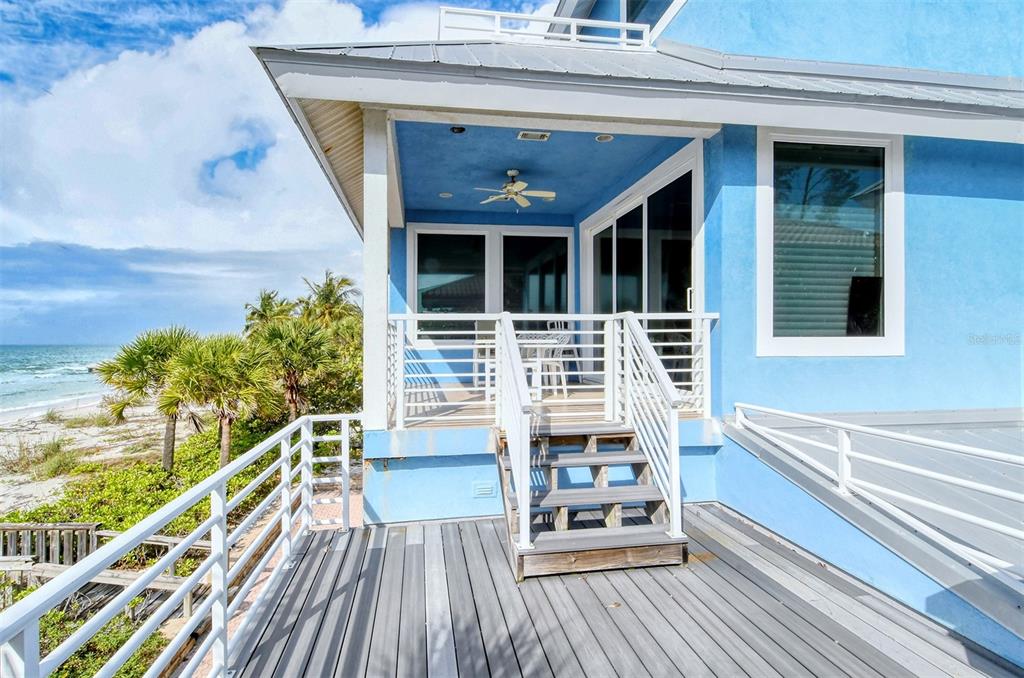 SLEEPY LAGOON - Residential