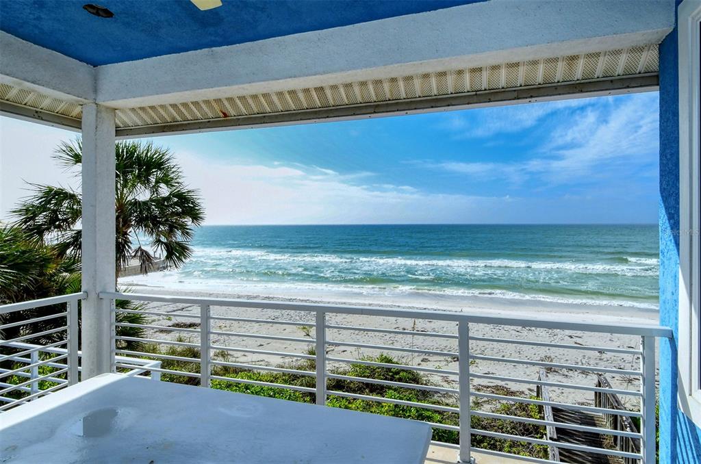 SLEEPY LAGOON - Residential