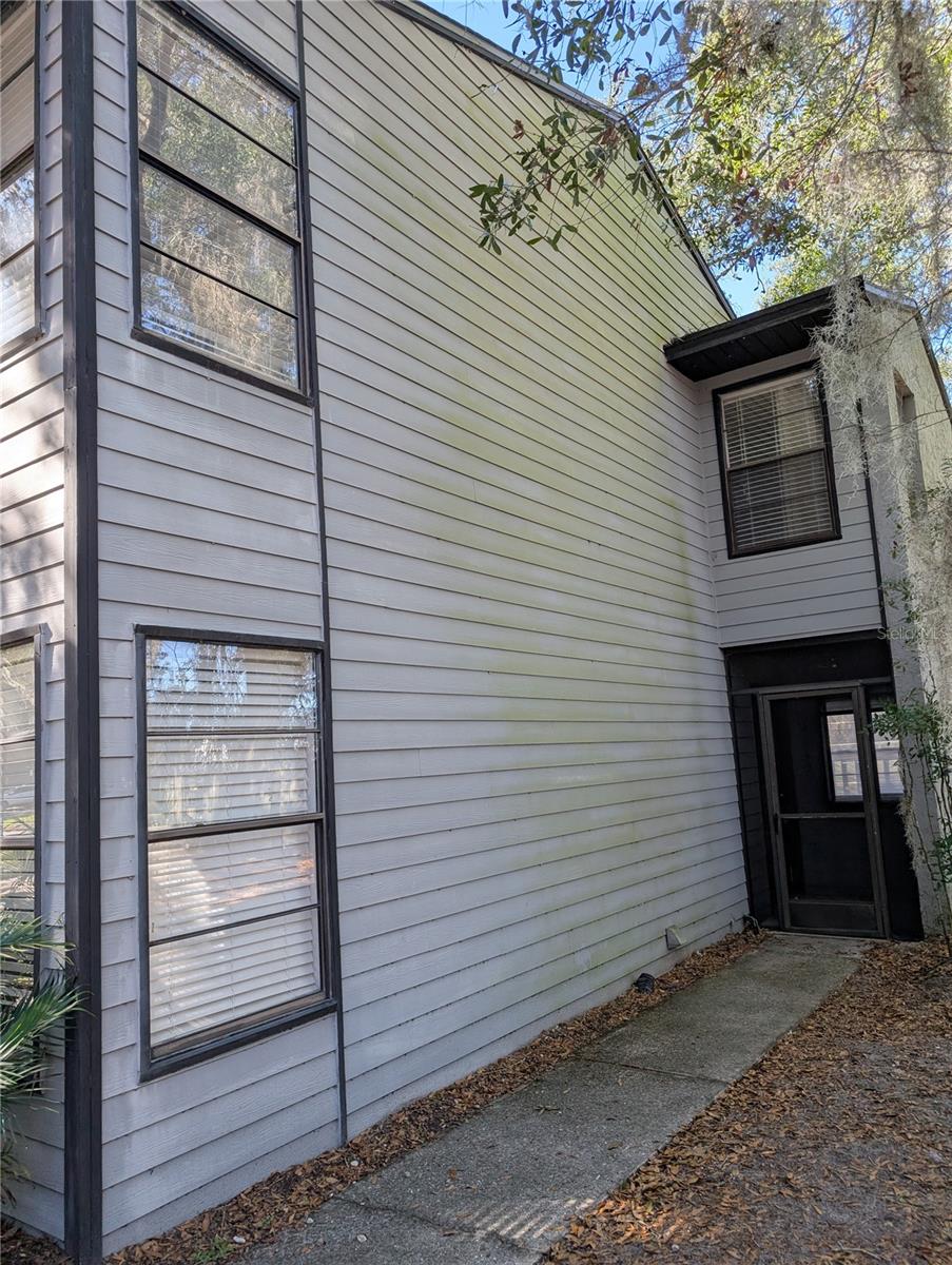 MARCHWOOD - Residential Lease