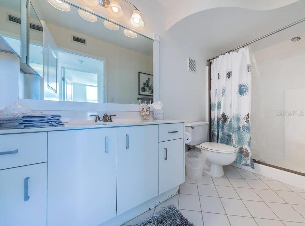 BAHIA VISTA UNIT III - Residential Lease