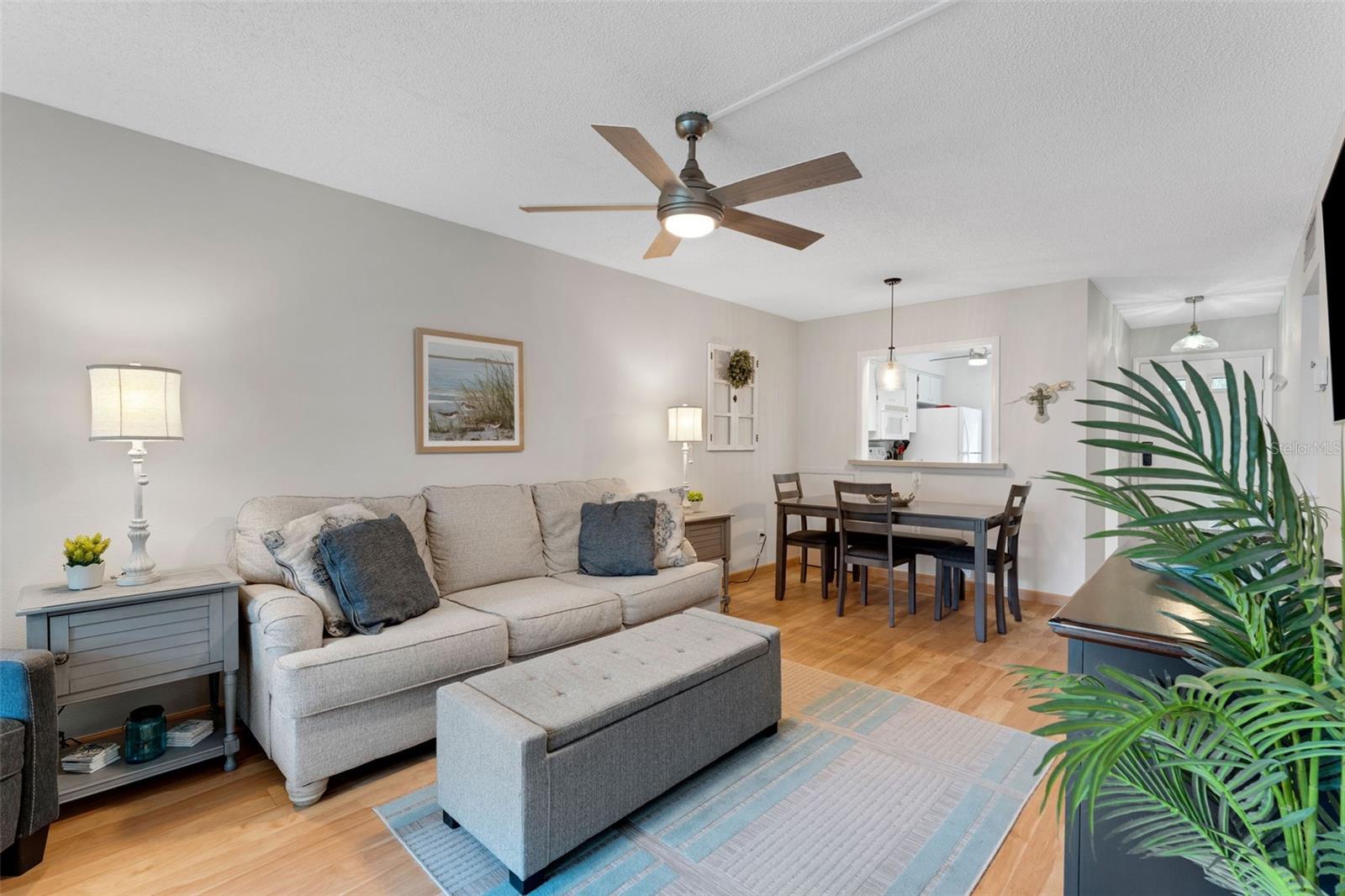 HIGHLAND LAKES MISSION GROVE CONDO - Residential
