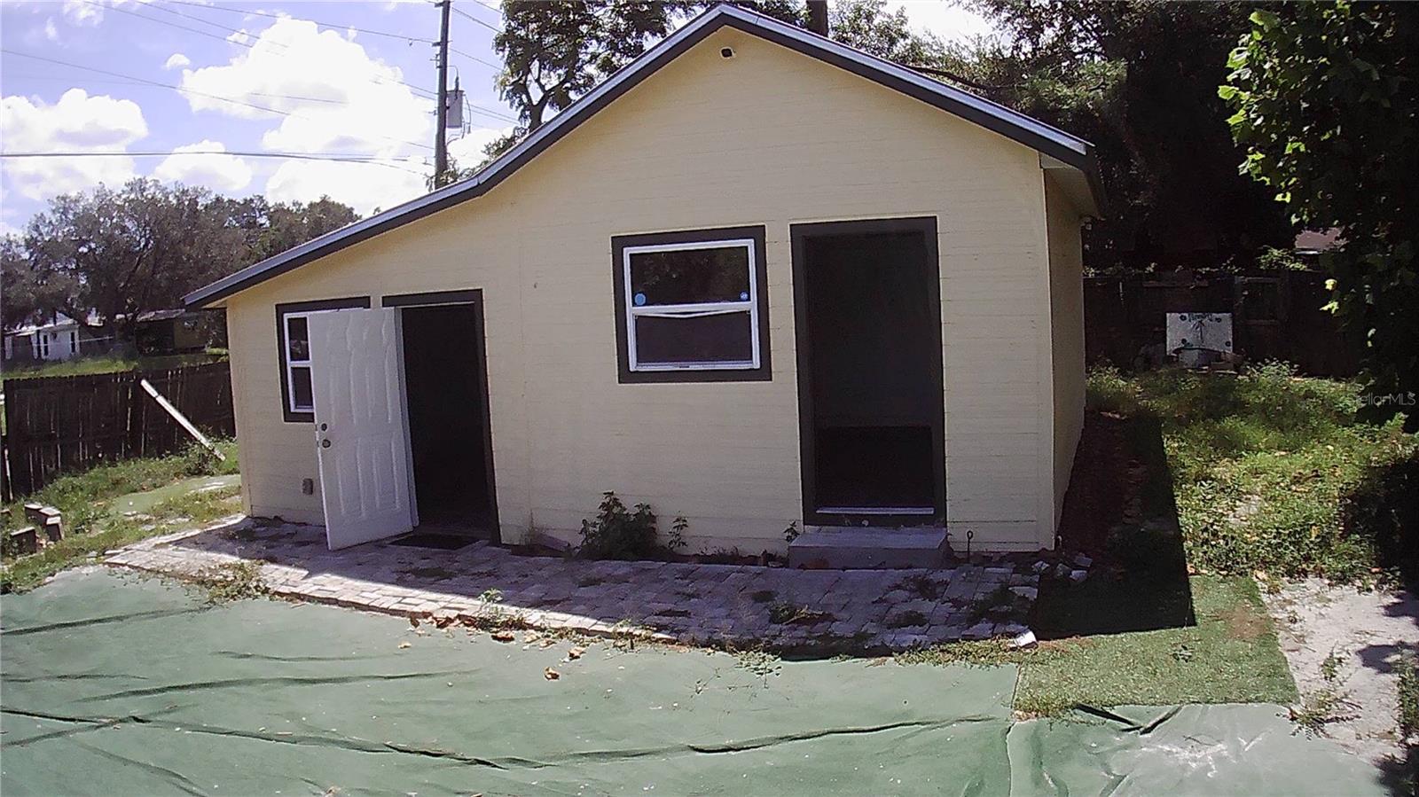 COLONNADES 3RD SEC - Residential