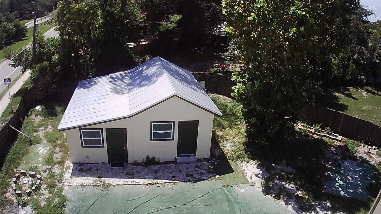 COLONNADES 3RD SEC - Residential