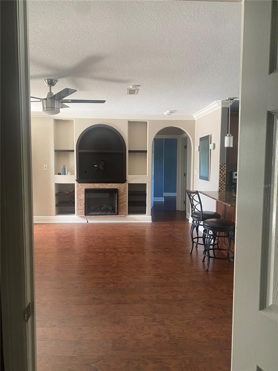 COLONNADES 3RD SEC - Residential