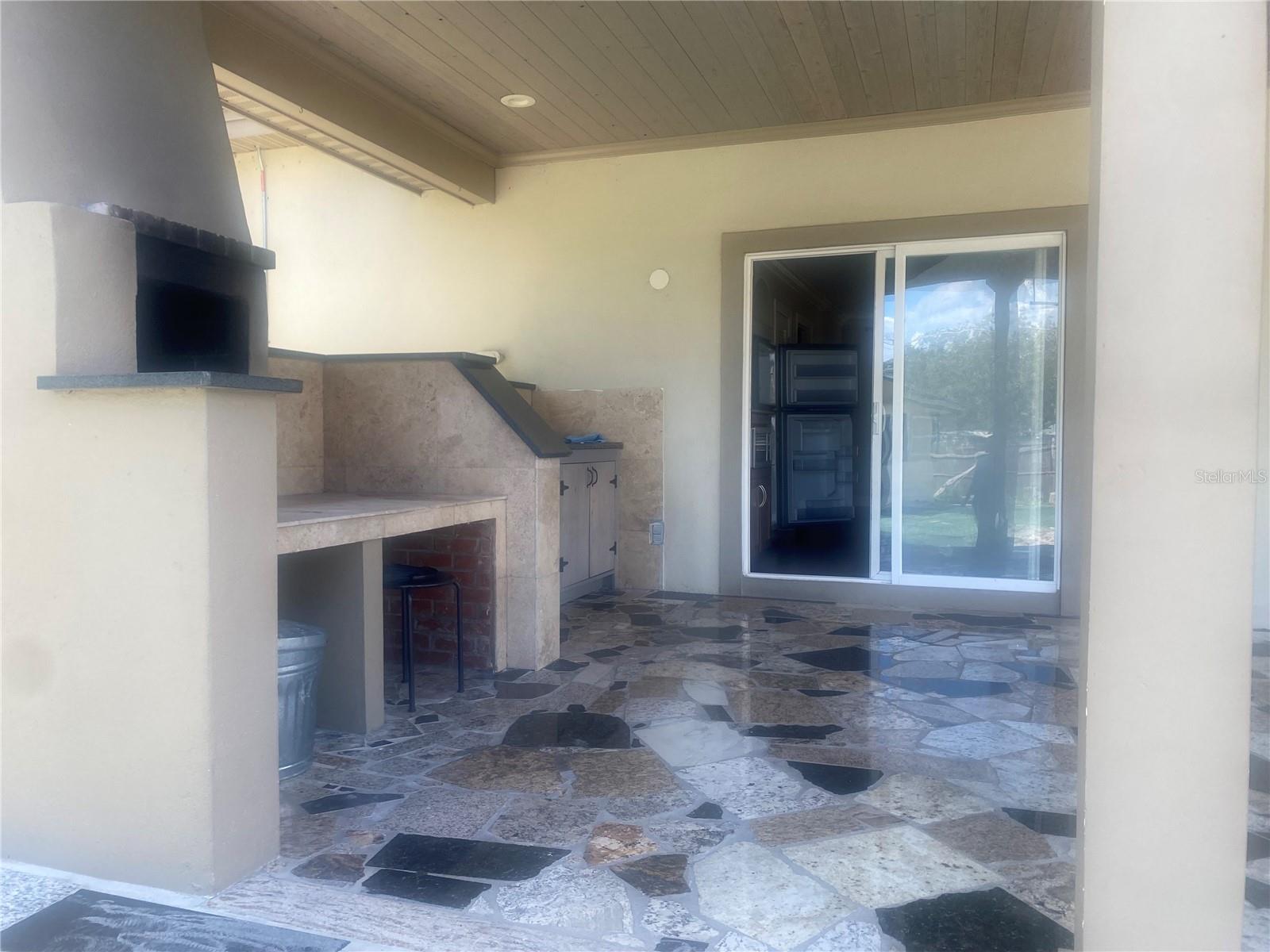 COLONNADES 3RD SEC - Residential