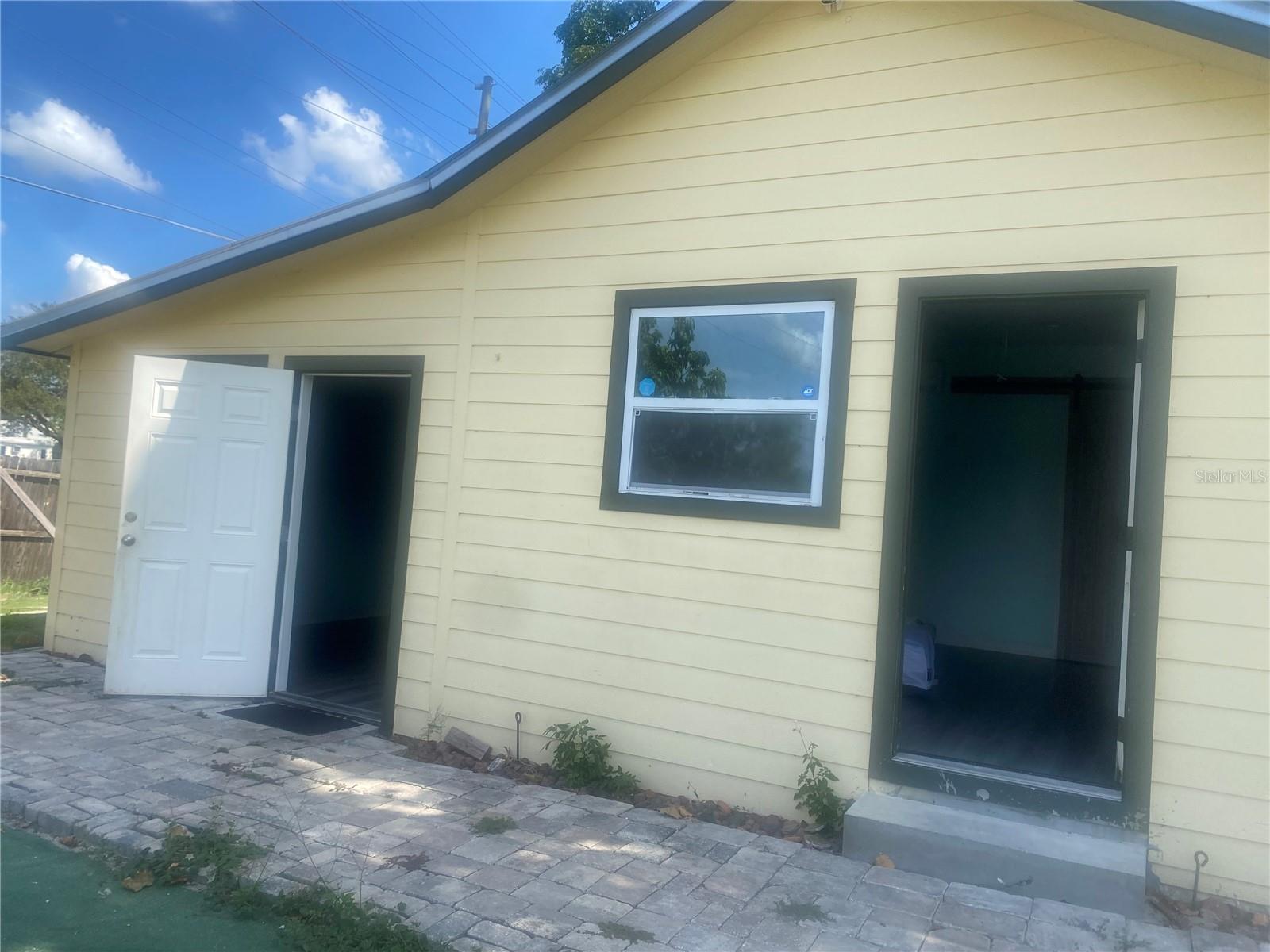 COLONNADES 3RD SEC - Residential