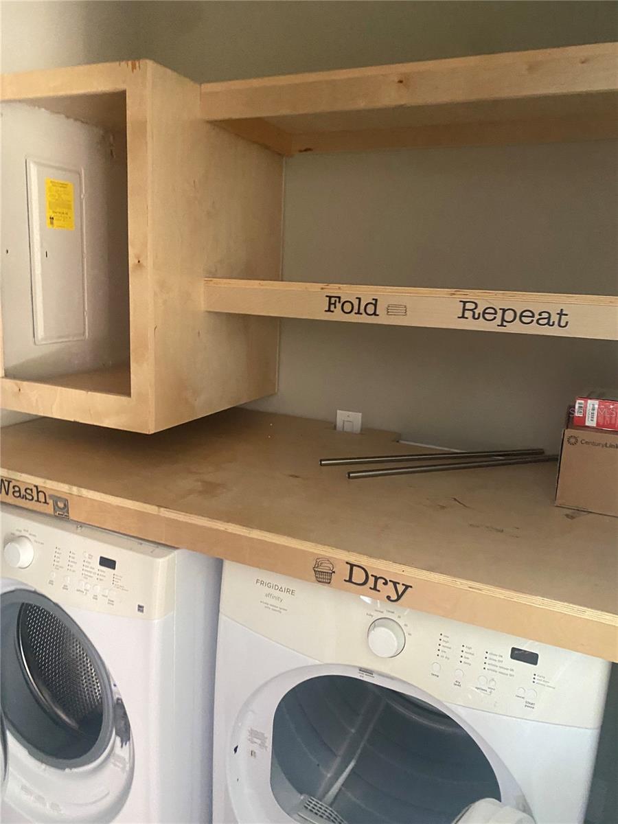 COLONNADES 3RD SEC - Residential