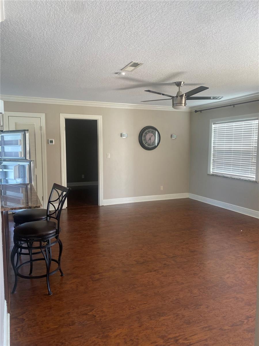 COLONNADES 3RD SEC - Residential