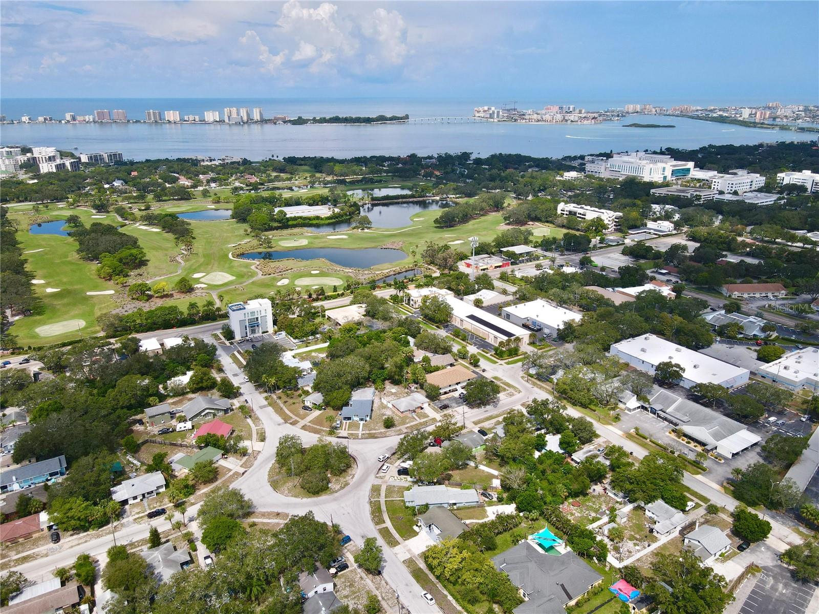 BELLEVIEW COURT - Residential