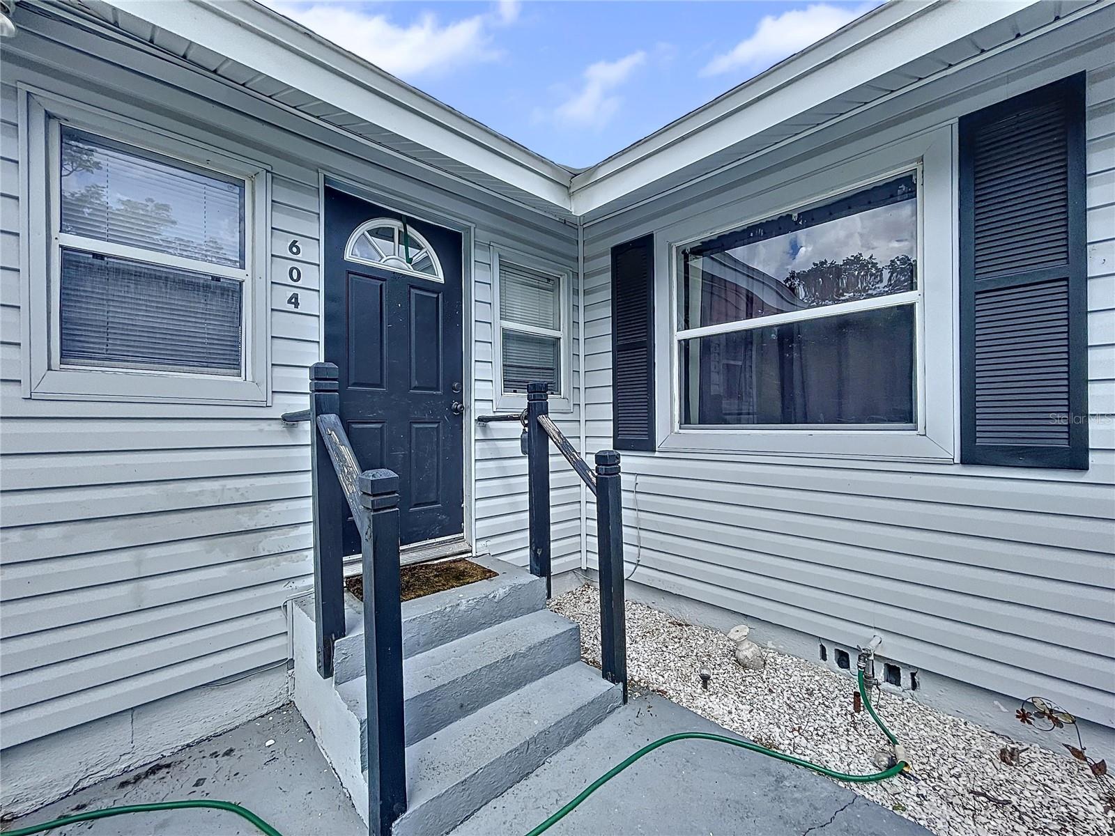 BELLEVIEW COURT - Residential