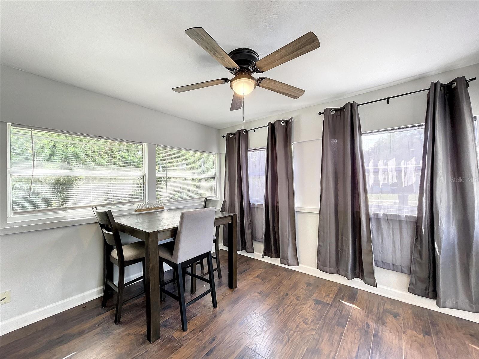 BELLEVIEW COURT - Residential