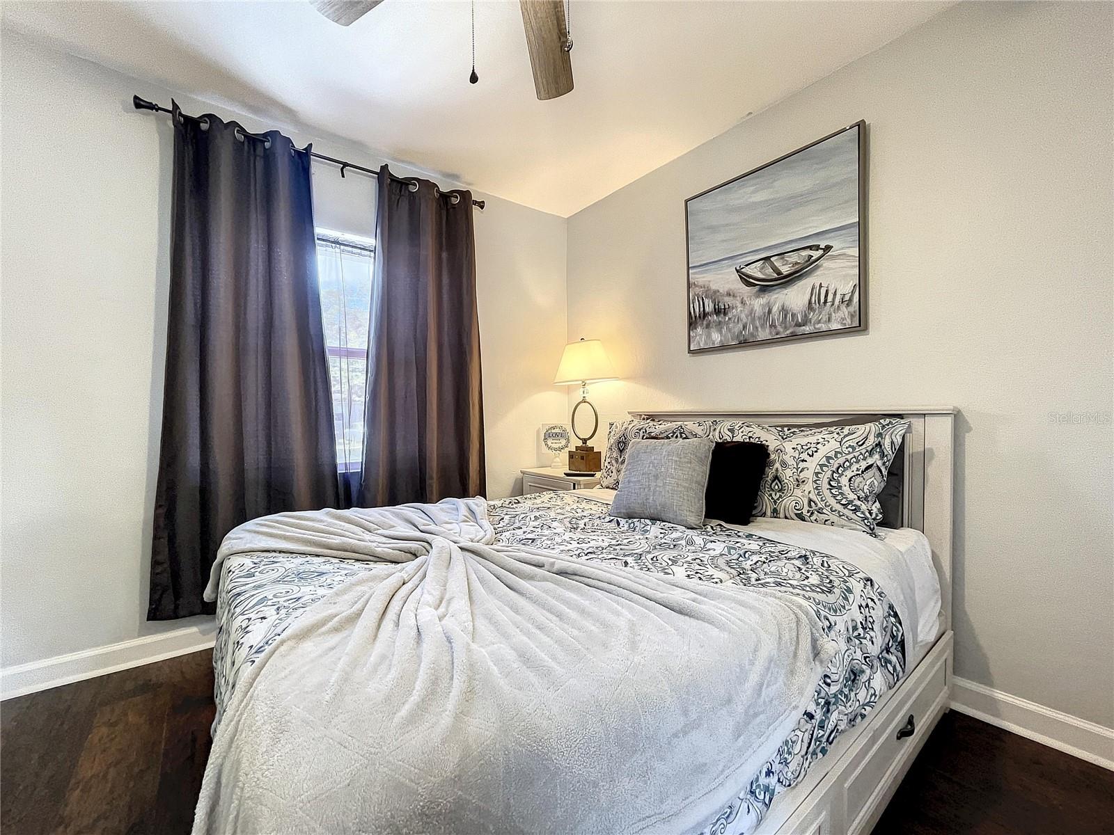 BELLEVIEW COURT - Residential