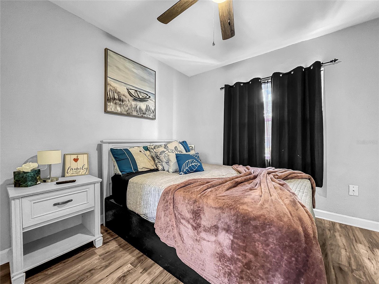 BELLEVIEW COURT - Residential