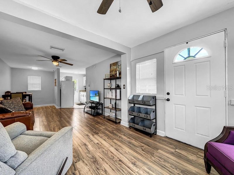 BELLEVIEW COURT - Residential