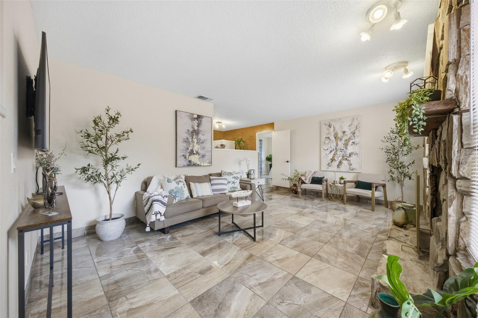 NORTH TAMPA HEIGHTS - Residential