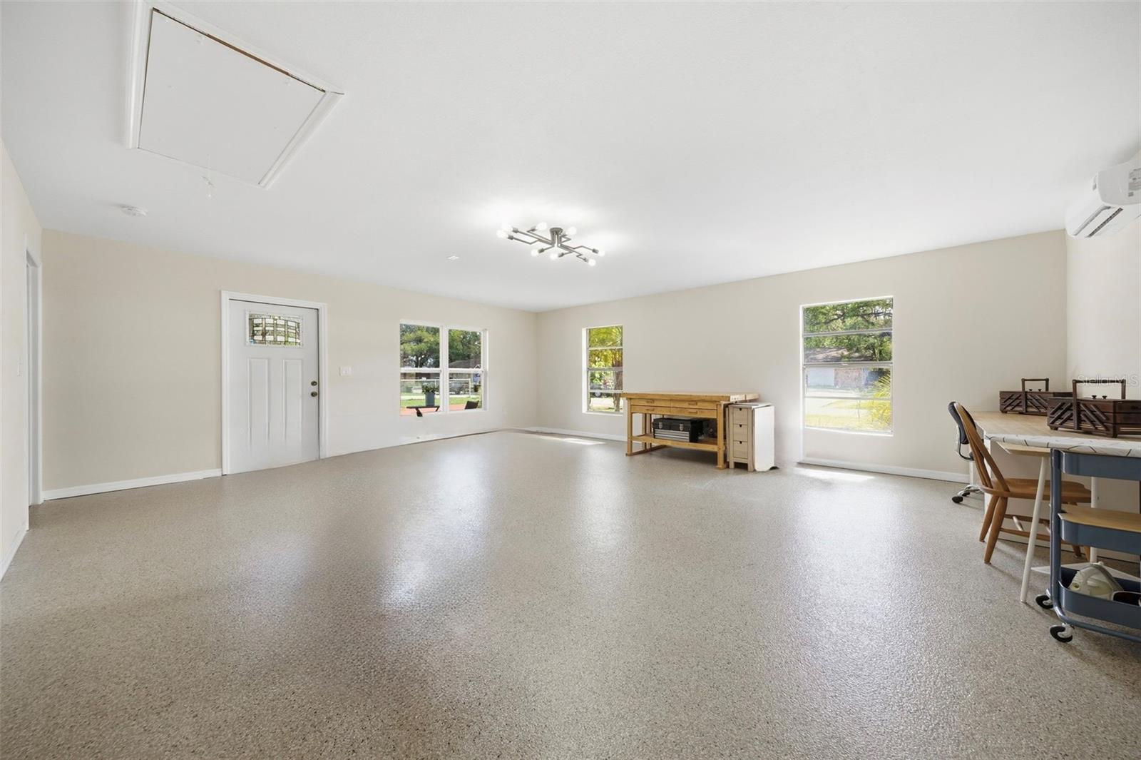 NORTH TAMPA HEIGHTS - Residential