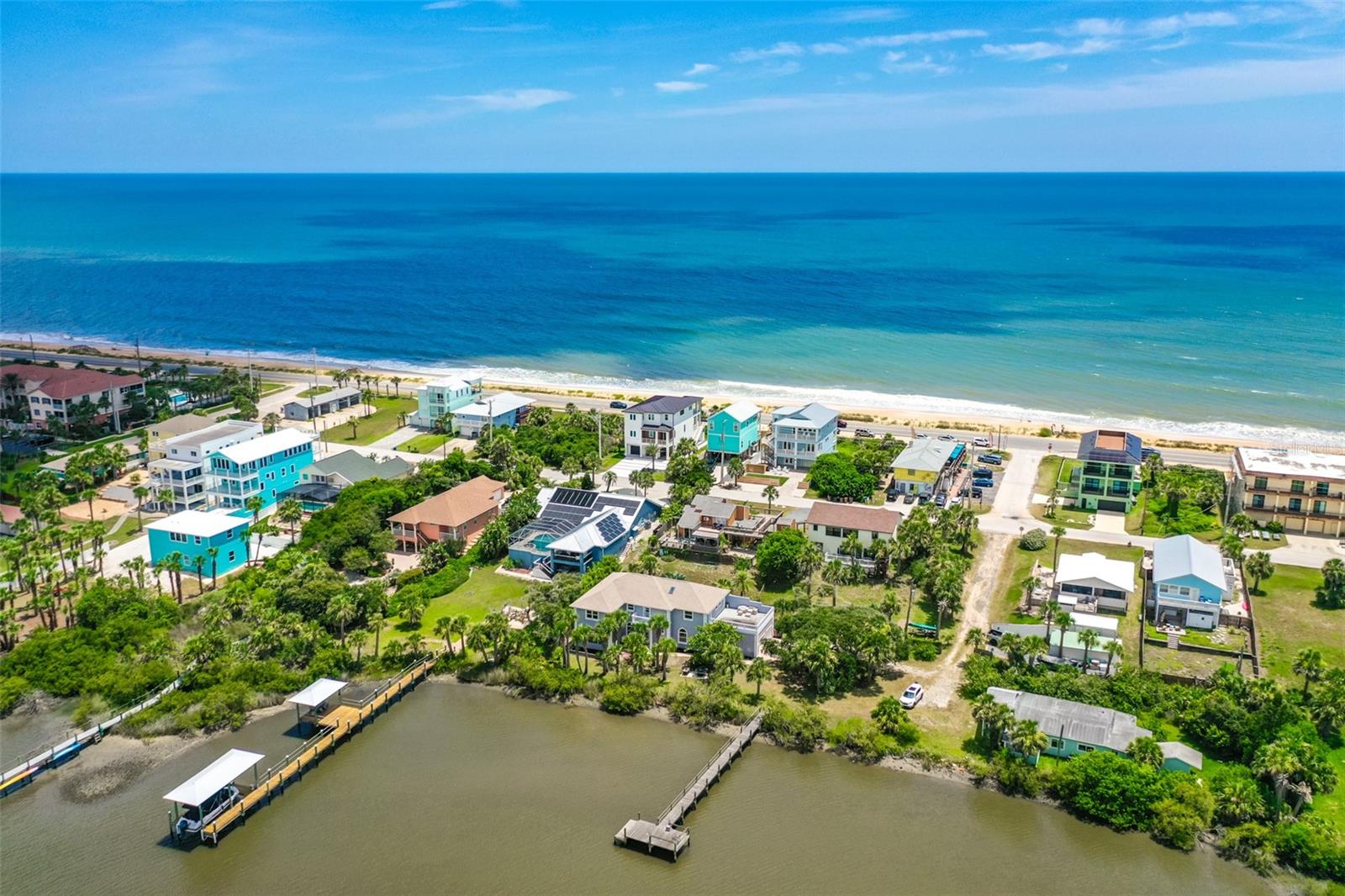 SUNRISE BEACH - Residential